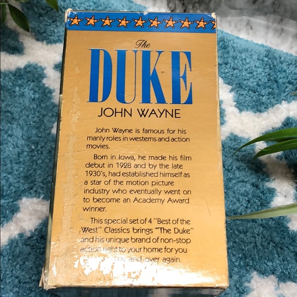 The duke John Wayne VHS set to four - Picture 3 of 4